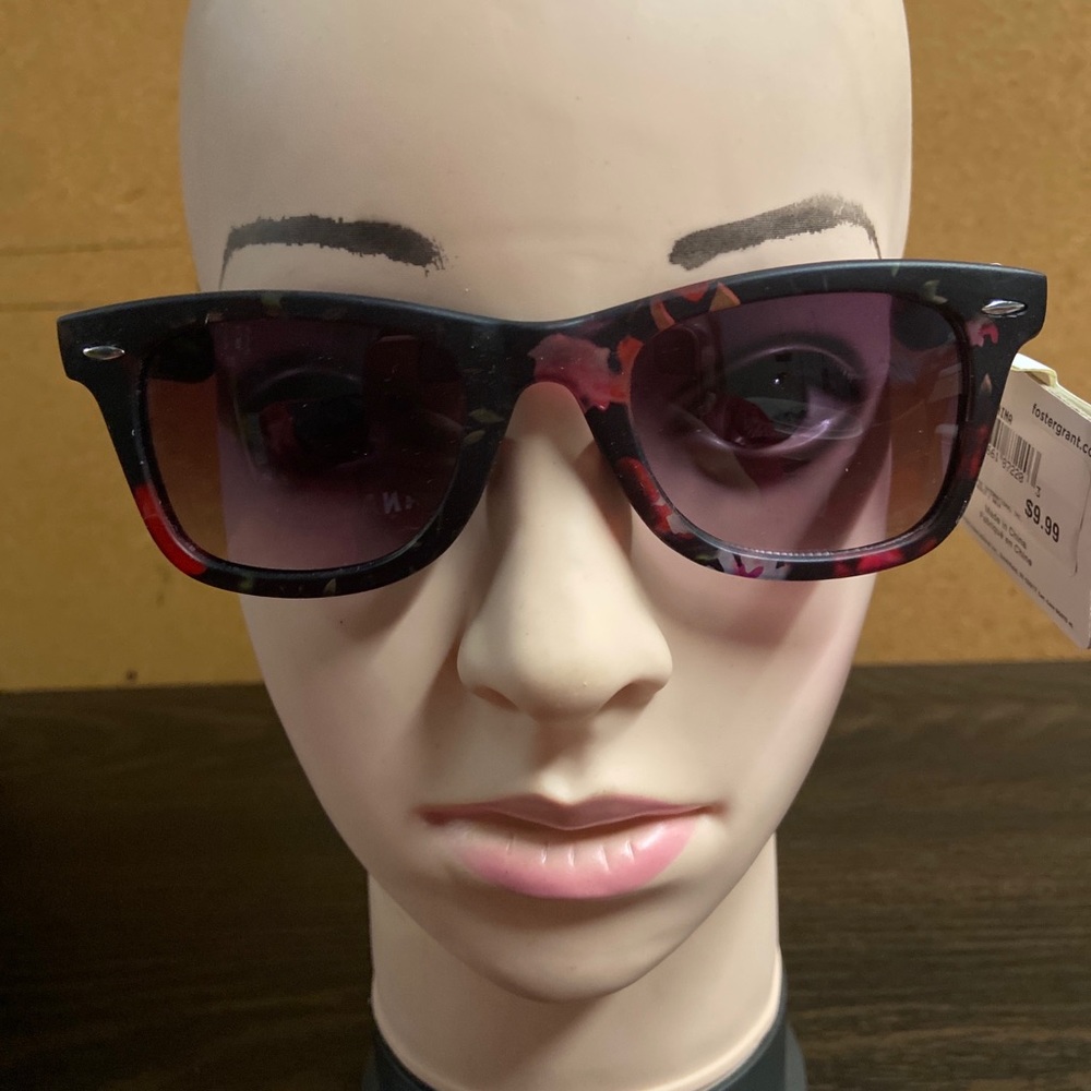Women’s sunglasses